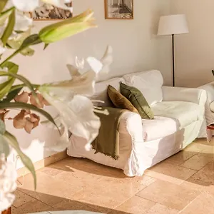  Hébergement de vacances Luberon Soleil Et Oliviers